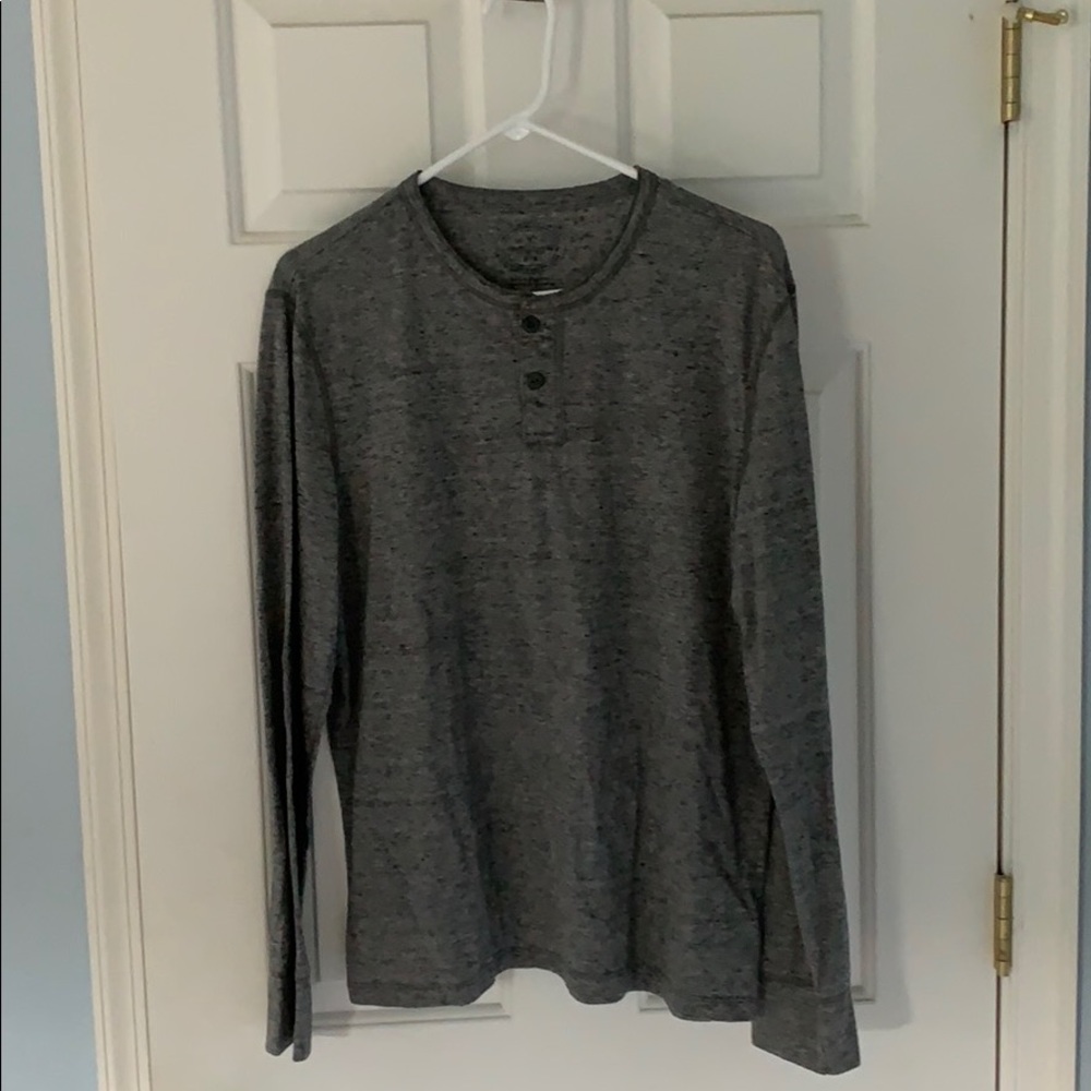 AE Legend 2 Button Henley (Athletic Fit)